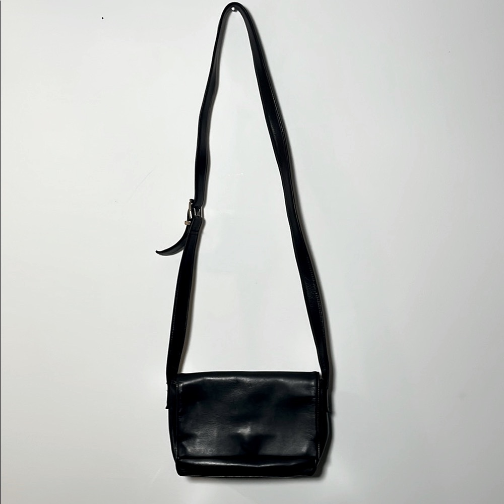 Perlina Black Leather Crossbody Bag